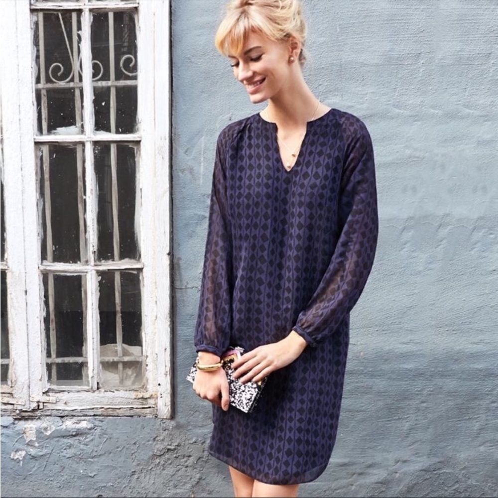 Elegant Navy Blue Patterned Dress